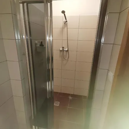 Planeta 110 Apartment *